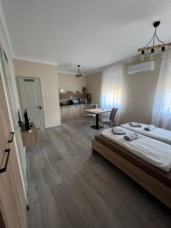 Alina Apartmanok Hajdúszoboszló 외부 사진